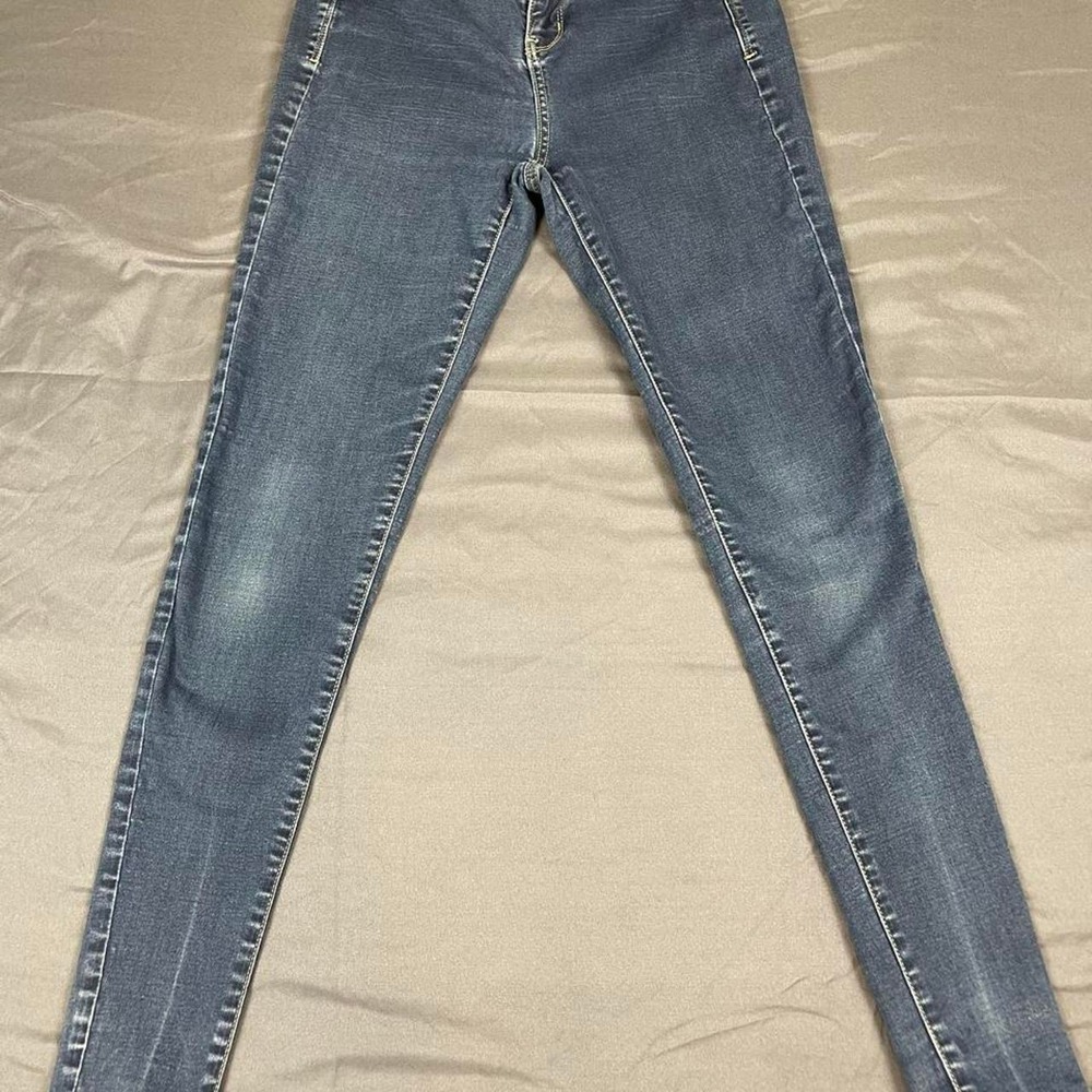 SO Clothing High Rise Jeggings in size 3 Blue navy denim with high rise fit